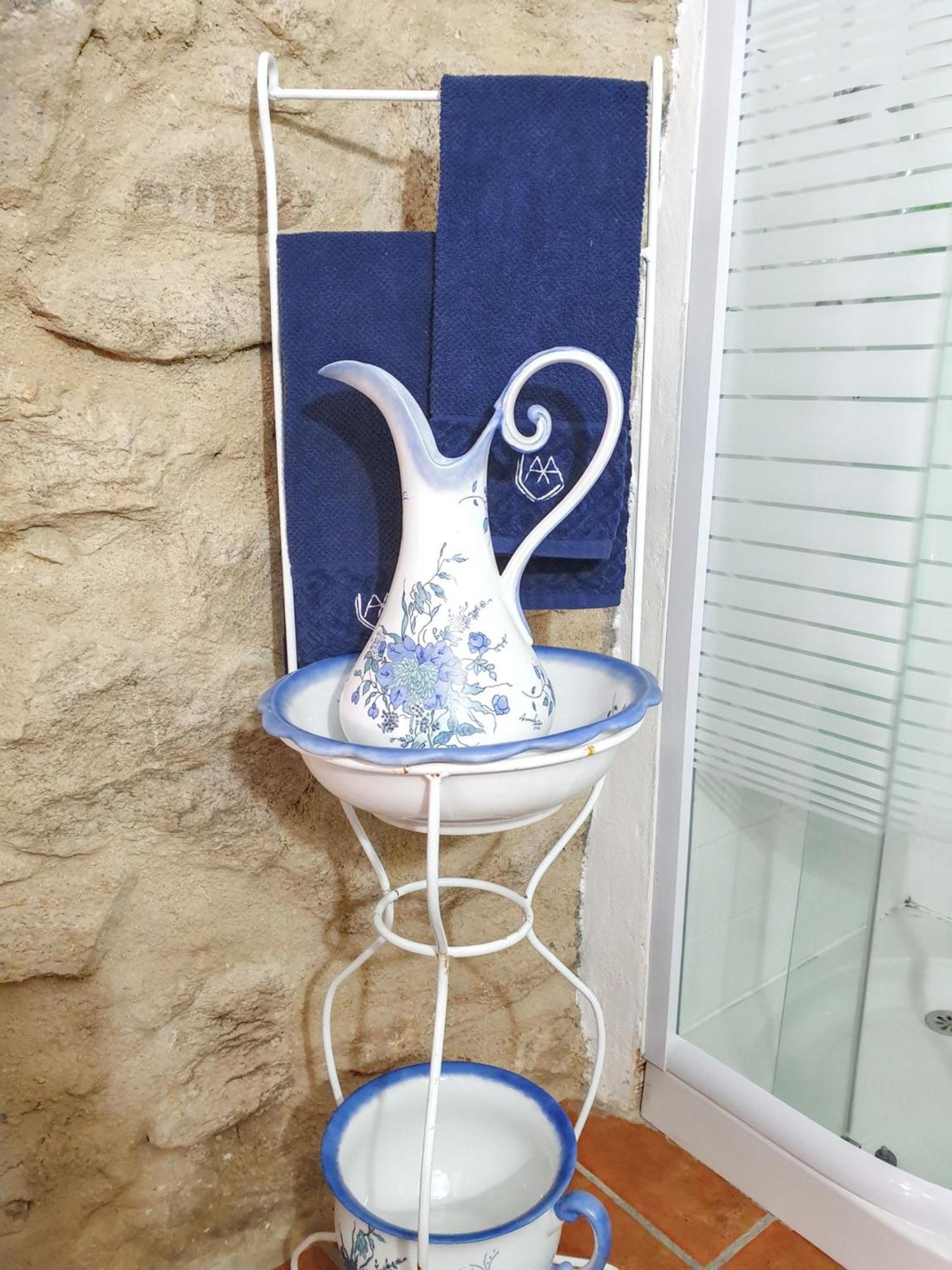 הוילה Urgueira  Welcoming House With Mountain View In Agueda Shared Pool מראה חיצוני תמונה
